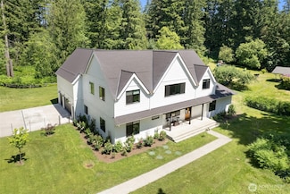 15238 NE 195th St, Woodinville, WA 98072