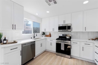 69 Desert Palm Dr, Las Vegas, NV 89183