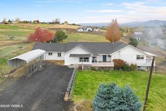 910 Gromore Rd, Yakima, WA 98908