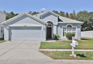10224 Grant Creek Dr, Tampa, FL 33647
