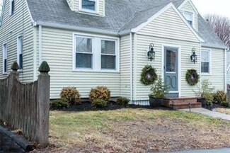 25 Standish Rd, Quincy, MA 02171