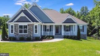 101 Moffett Ln, Fredericksburg, VA 22406