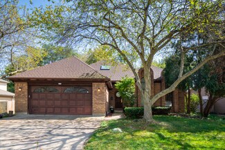 827 Hillandale Dr, Antioch, IL 60002
