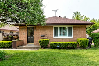 8921 W Hope Ave, Milwaukee, WI 53222