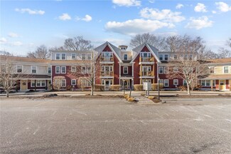 751 Metacom Ave Unit 9, Bristol, RI 02809