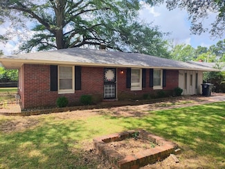 555 Byron Dr, Memphis, TN 38109