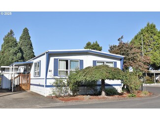 1800 Lakewood Ct Unit 20, Eugene, OR 97402