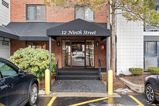 12 9th St Unit 502, Medford, MA 02155