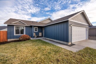 974 SW 25th Ln, Redmond, OR 97756