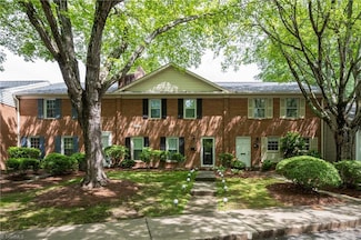 3950 Valley Ct Unit E, Winston Salem, NC 27106