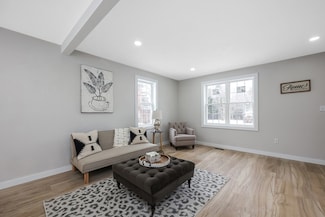 14 Paige Hill Rd Unit L, Brimfield, MA 01010