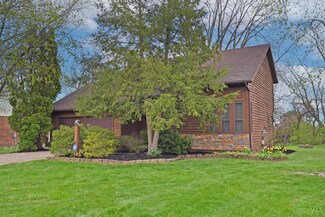 7606 Rolling Meadows Dr, West Chester, OH 45069