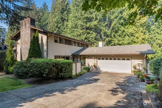 1550 Sycamore Dr SE, Issaquah, WA 98027