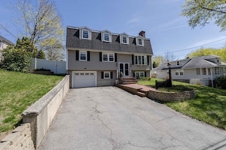 37 Hillcrest Ave, Methuen, MA 01844
