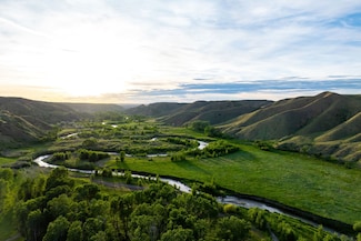 NHN Lander Crossing, Highwood, MT 59450