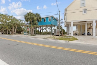 16360 Airport Rd, Cedar Key, FL 32625