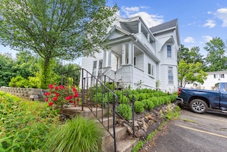 85 Aetna St Unit 12, Naugatuck, CT 06770