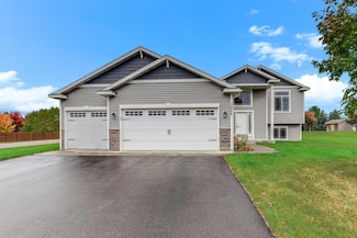 1006 Marion St SE, Isanti, MN 55040