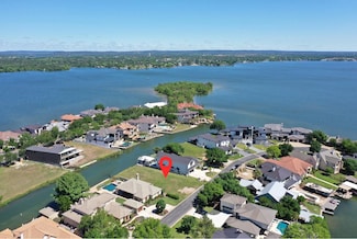 W29034 Wennmohs Place, Horseshoe Bay, TX 78657