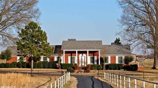 17714 N State Hwy 7, Dardanelle, AR 72834
