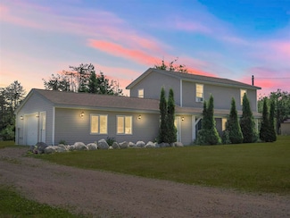 1557 Stonycroft Rd, Gaylord, MI 49735