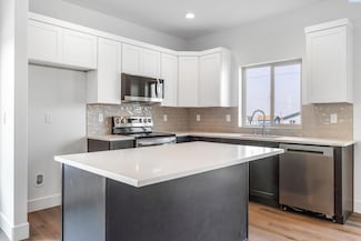 7672 Grapevine Ct, West Richland, WA 99353