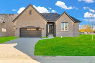 4172 Blossom Dr, Sterling Heights, MI 48314