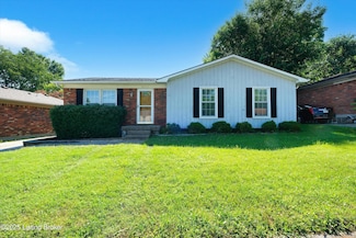 8313 Daverman Dr, Louisville, KY 40228