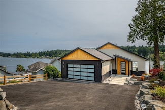 7443 Clover Valley Rd SE, Port Orchard, WA 98367