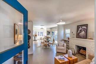 945 Brown St, Saint Helena, CA 94574