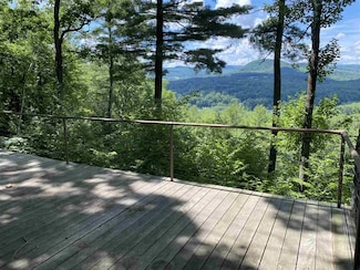 67 Jenny Ln, West Brattleboro, VT 05301