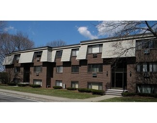 14 Hallmark Gardens Unit 2, Burlington, MA 01803