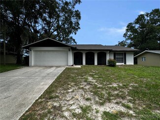 5644 W Pine Cir, Crystal River, FL 34429