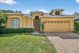 4877 Grassy Knoll Dr, Tavares, FL 32778