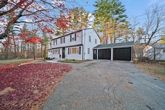 4 Forest Rd, Atkinson, NH 03811