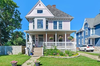 1207 Michigan Ave, La Porte, IN 46350
