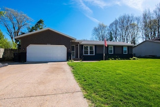 2091 Bayham Dr SE, Grand Rapids, MI 49508