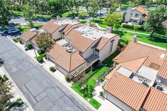 517 Riviera Ct, Fullerton, CA 92835