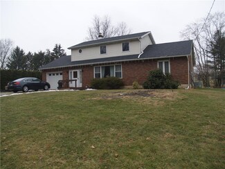 5354 Egypt Rd, Laurys Station, PA 18059