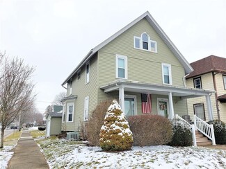 403 Jackson Ave NE, Brewster, OH 44613