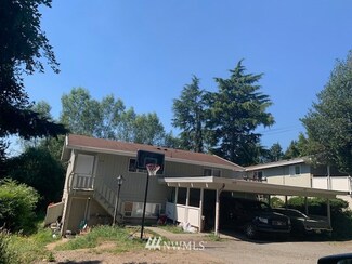 1909 NE 30th St, Bremerton, WA 98310