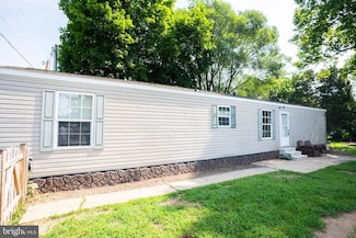 92 Edsel Ave, Martinsburg, WV 25405