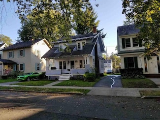 10 Irving Rd, Schenectady, NY 12302