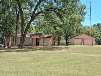 6209 Baker Ln, Alvarado, TX 76009