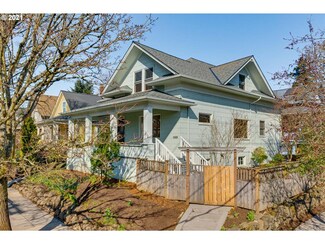 3755 SE Morrison St, Portland, OR 97214