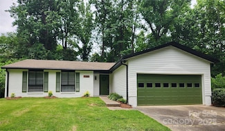 7228 Rollingridge Dr, Charlotte, NC 28211