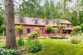 36 Ragged Hill Rd, West Brookfield, MA 01585