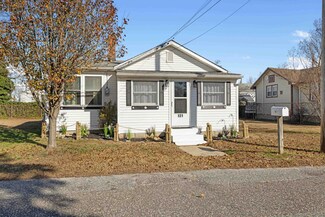 121 E Pacific Ave, Villas, NJ 08251