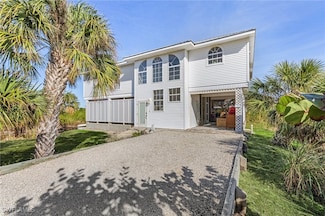 686 Spartina Ct, Sanibel, FL 33957