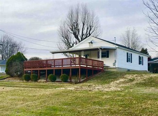 405 S Geiger St, Huntingburg, IN 47542